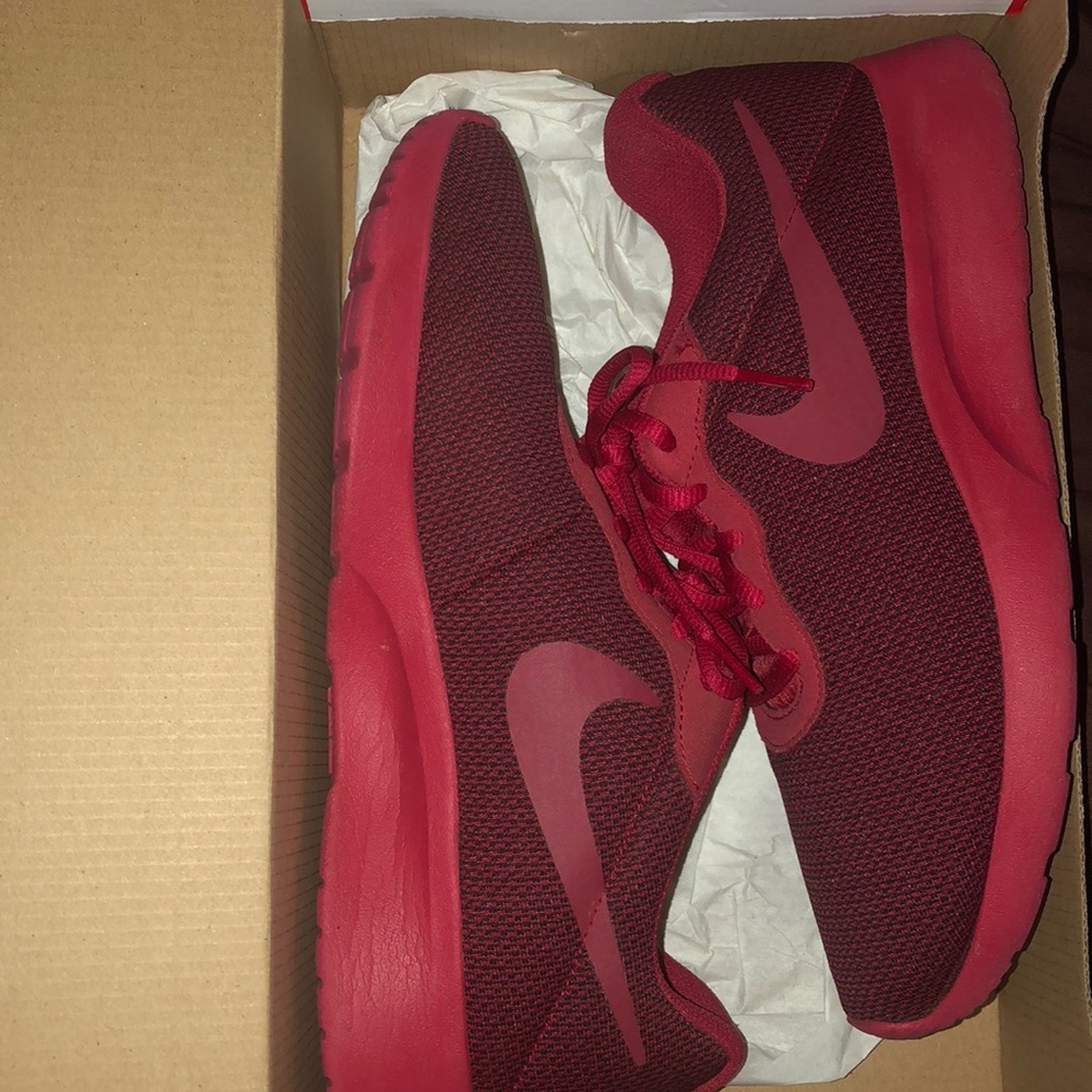 Nike tanjun se